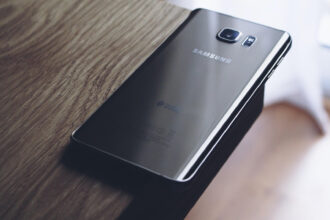 Le reconditionné, un geste écologique : focus sur le Samsung S22 !